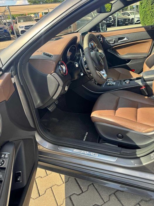 Vand Mercedes-Benz CLA 45 AMG 4MATIC – 2015 | 381 CP | Full Option