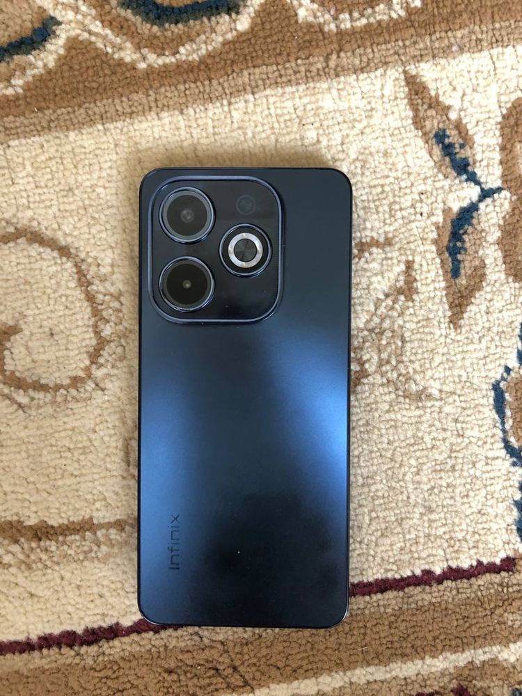 Infinix 40 i 128 tali