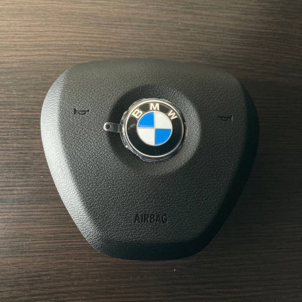 BMW крышка муляж водительского аирбага