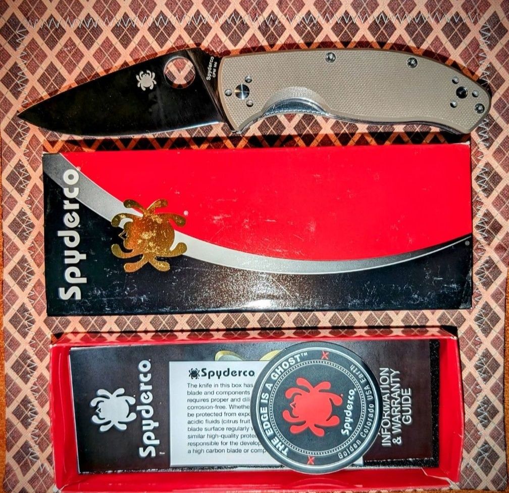 Spyderco tenacious.