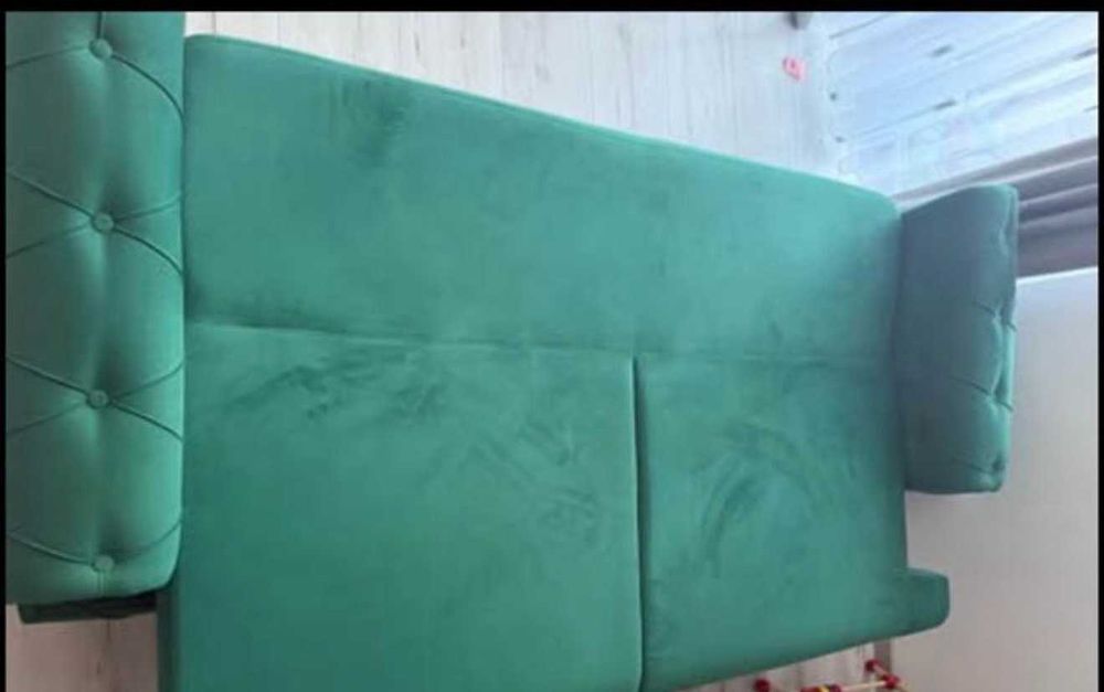 Canapea extensibila Verde Chesterfield