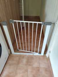 Предпазна преграда/врата с размер от 73 см до 85 см