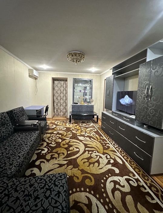 Квартира продаётся Чиланзар 5 квартал 2в3/4/4 балк 2*6 меб тех спорт т