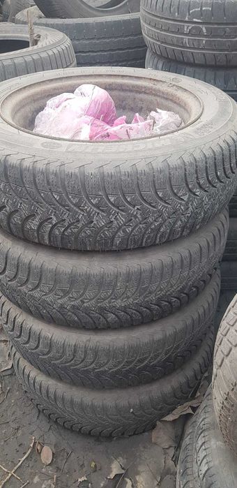 Vand roti cu anvelope iarna Michelin pentru Opel