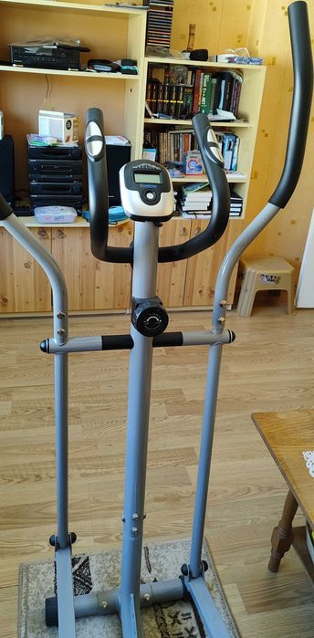 Продава   кростренажор BEL 2800 в отлично състояние.