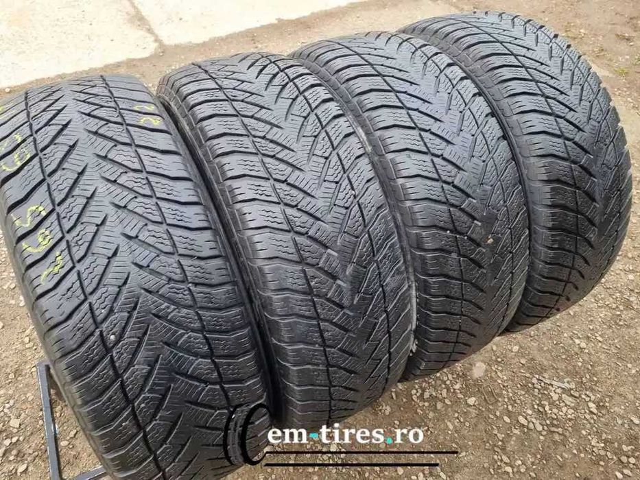 SET 4 Anvelope Iarna 265/65 R17 GOODYEAR Ultragrip + SUV 4X4 112T