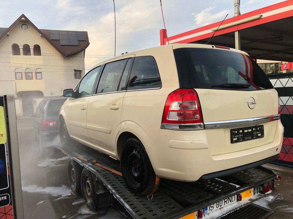 Piese dezmembrari Opel Zafira B 1.9cdti Z19DT, automata 7 locuri piele