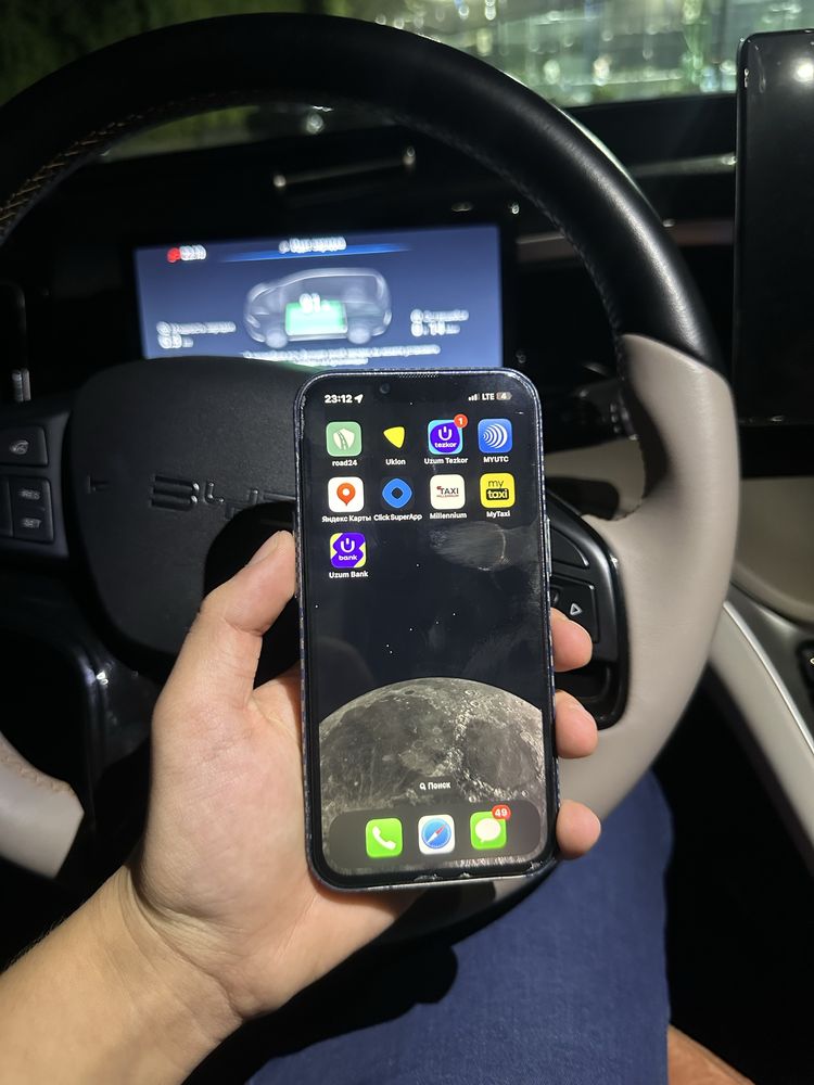 Iphone 13 pro 256 LLa 390$