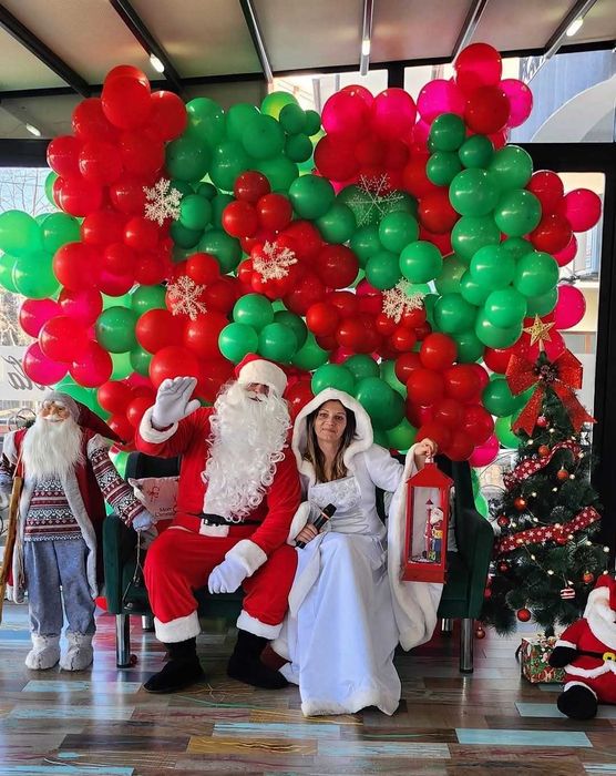 Коледни партита с Дядо Коледа и Снежанка!