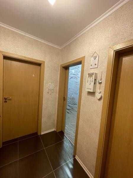 Тристаен апартамент в Центъра