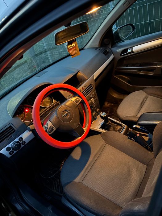 Opel astra h 1.4