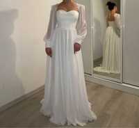 Продается очень красивое и легкое свадебное платье