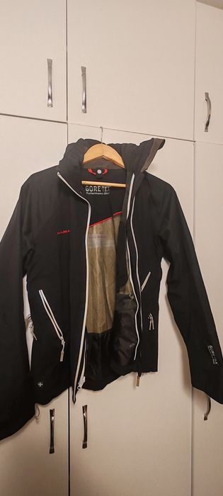 Geacă MAMMUT GORE TEX - M bărbat , superbă