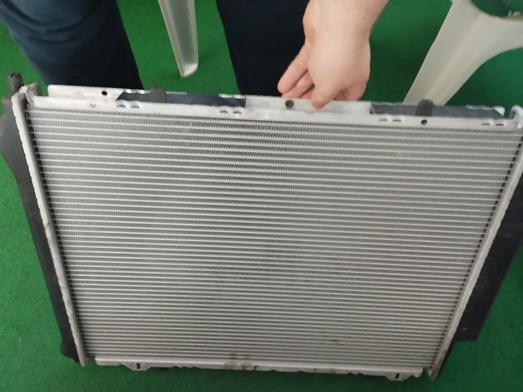 Нов воден радиатор за мерцедес w210MERCEDES-BENZ E-класа Седан (W210)