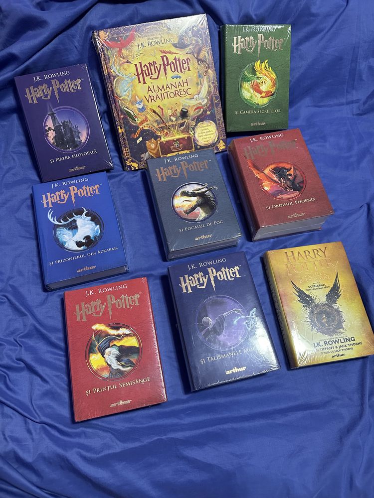 Harry Potter 8 volume + Ghidul oficial al colectiei