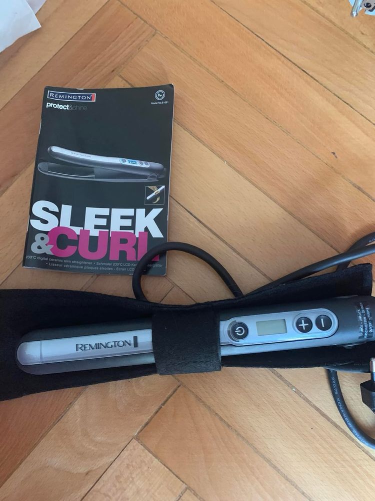 Placa de par Remington potrivita si pentru bucle