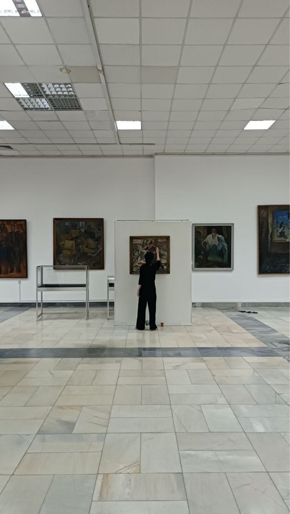 Рисую картины и реставрирую