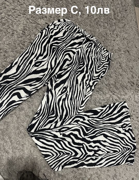 Дамски дънки и панталони