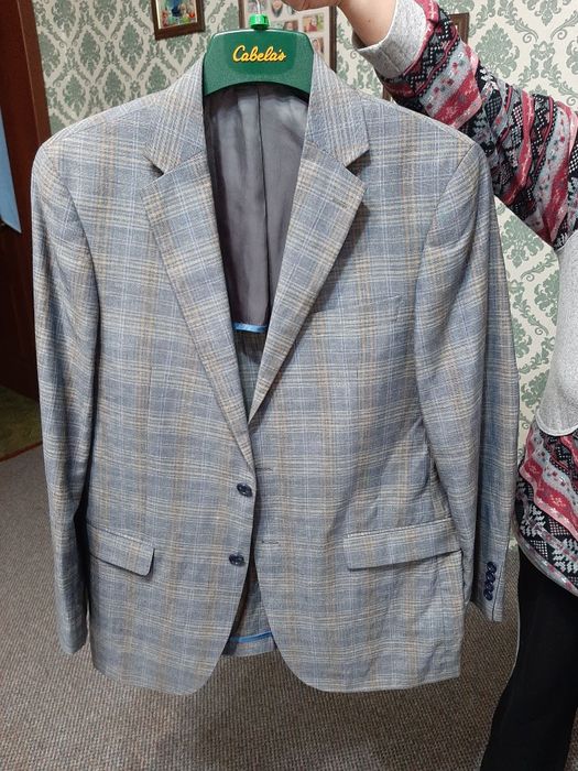 Продам мужской пиджак.