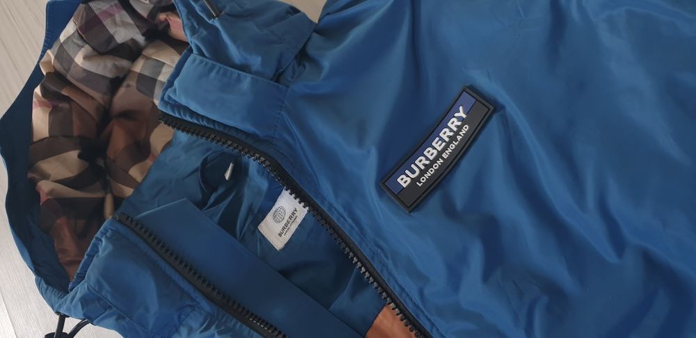 Burberry Down Jacket Slim Fit  50/L ОРИГИНАЛ! Мъжко Зимно пухено Яке