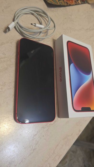 Продавам Iphone 14