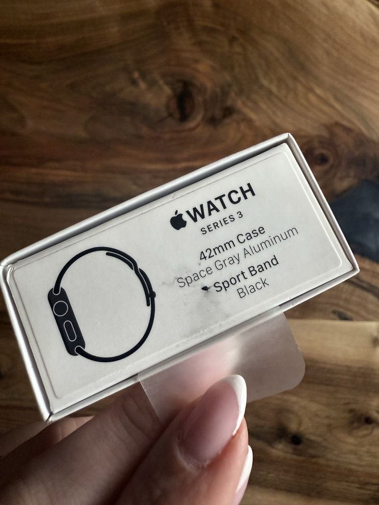 Apple Watch 3 42mm GPS graphite 5 каишки подарък