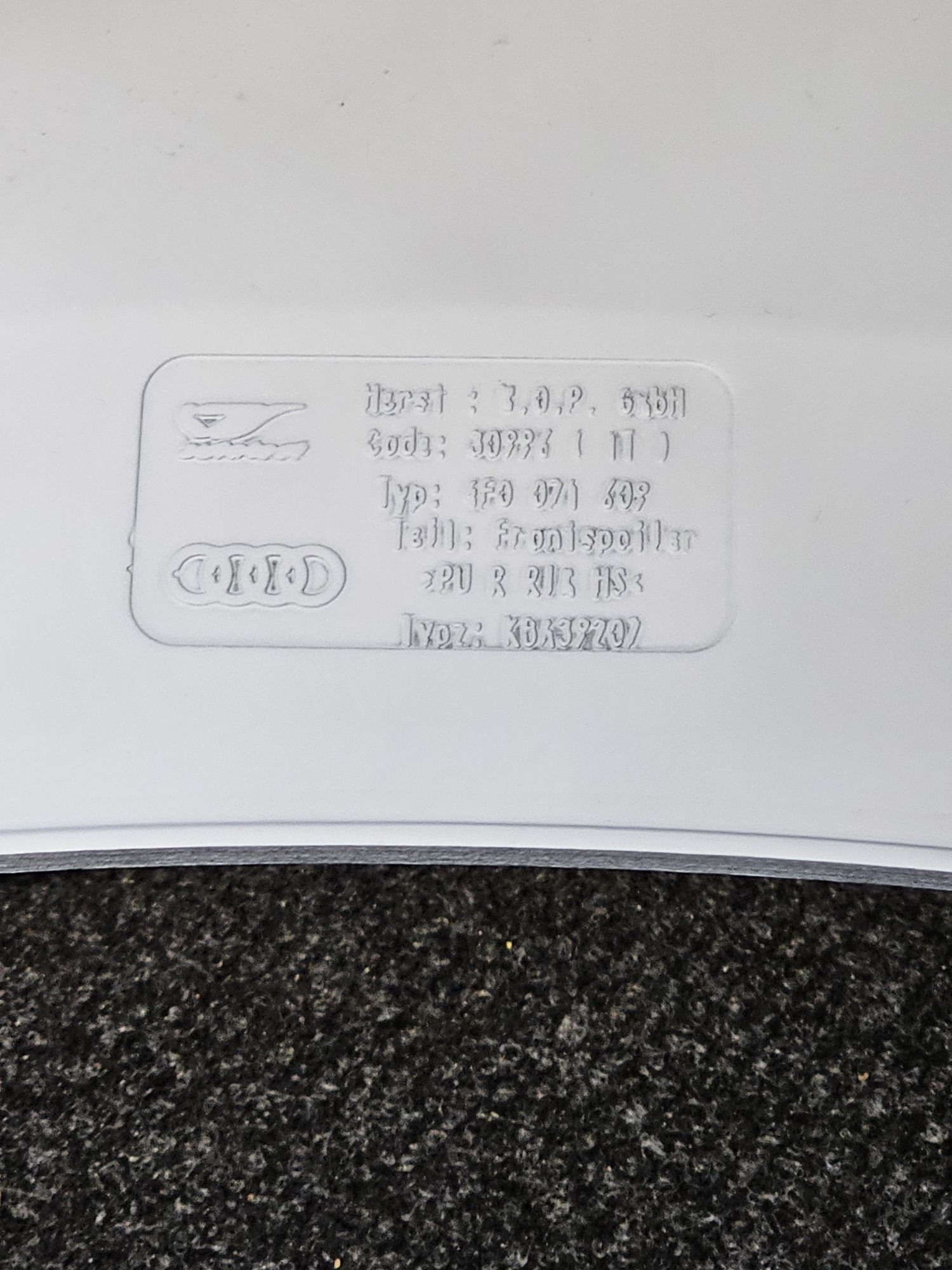 Spoiler bara fata Votex nou original Audi A6 C6 4F 2005 - 2011

Cod Oe