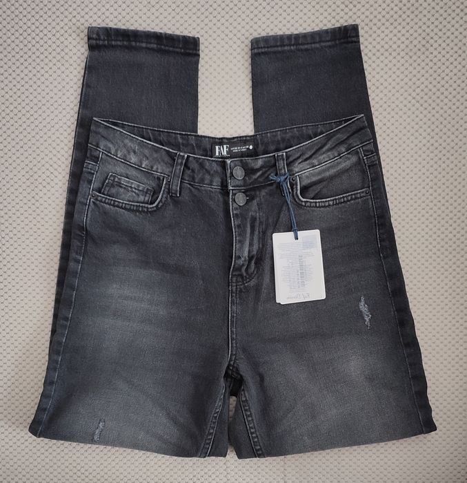 Продавам Панталони и дънки