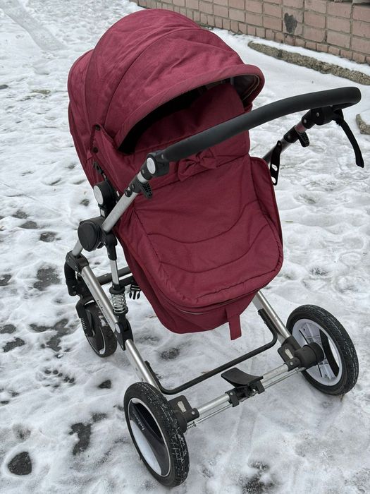 Коляска детская в отличном состоянии