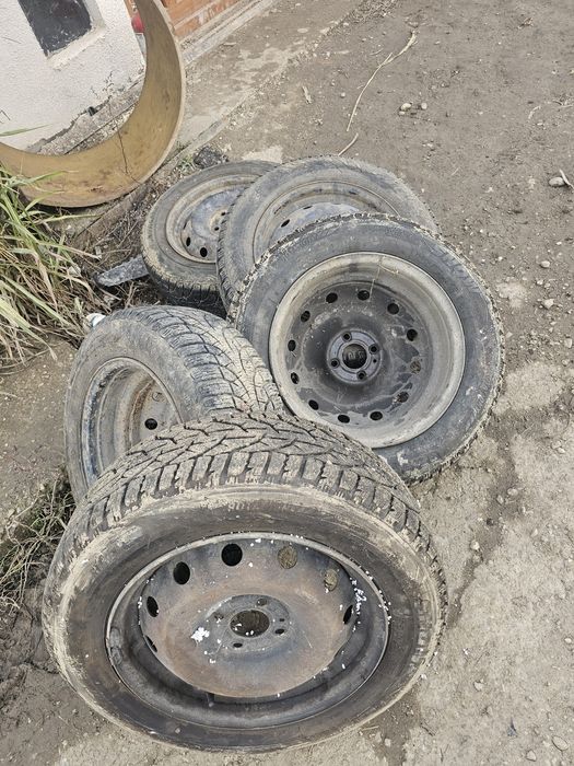 Set 4 roti dacia logan 185/65R15 M+S