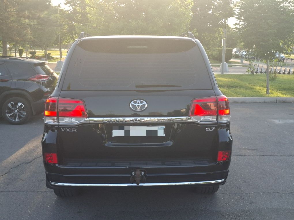 Toyota Land Cruiser 200 V6.  аренда. с. выкуп