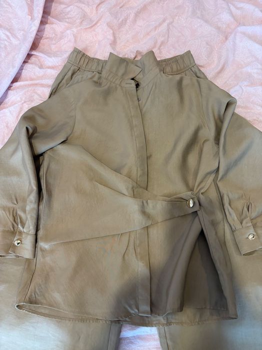 Costum Zara impecabil