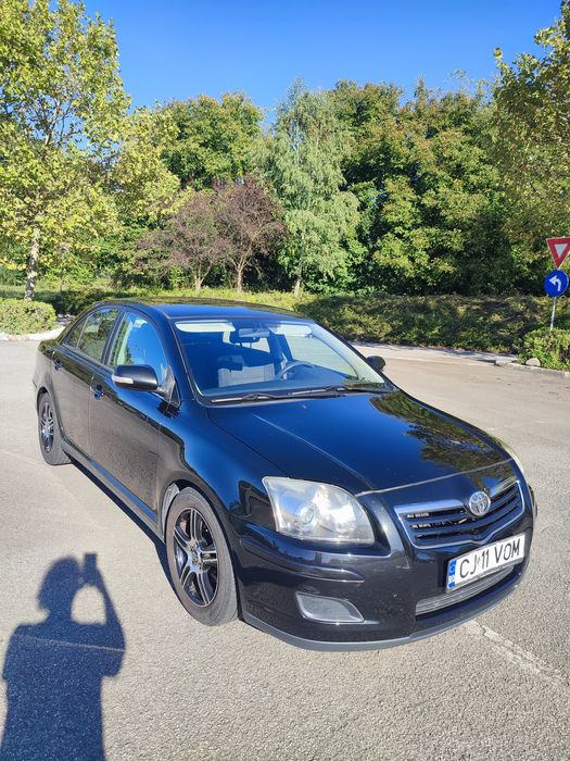Toyota Avensis 1.8 benzină + GPL – 3500 euro