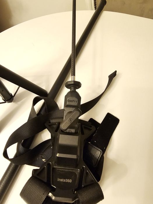 Vând Insta360 ONE X2 Camera Video Sport 5.7K