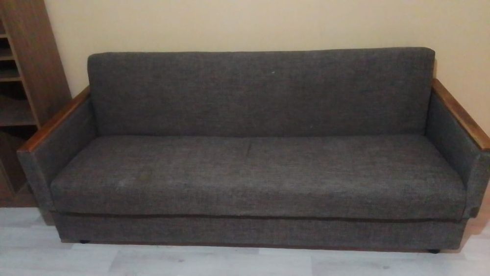 Продам диван б/у