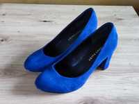 Тъмно сини обувки на ток(39 номер)