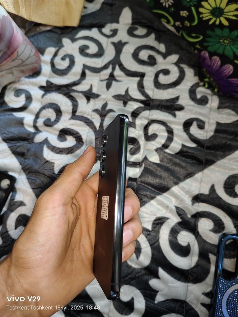 Samsung s23 sotiladi