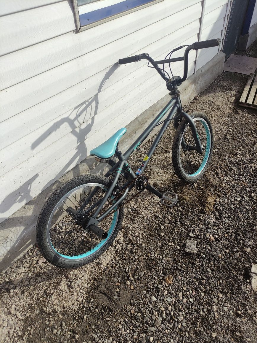 Велосипед Bmx trinx s200