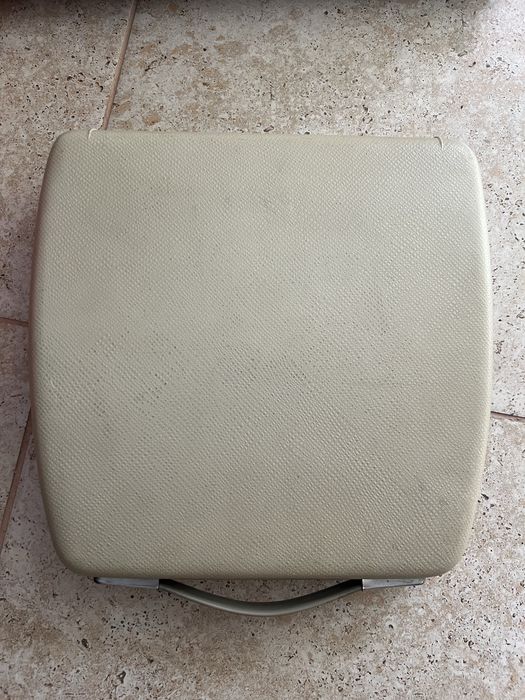 Masină de scris veche Triumph Tippa