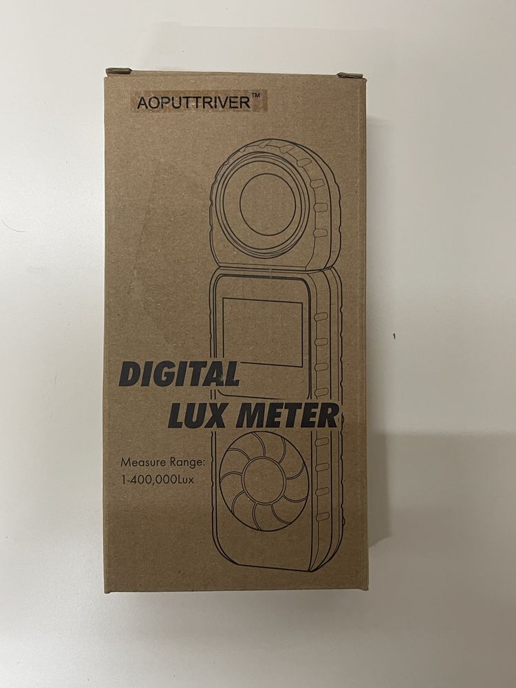 Digital lux meter