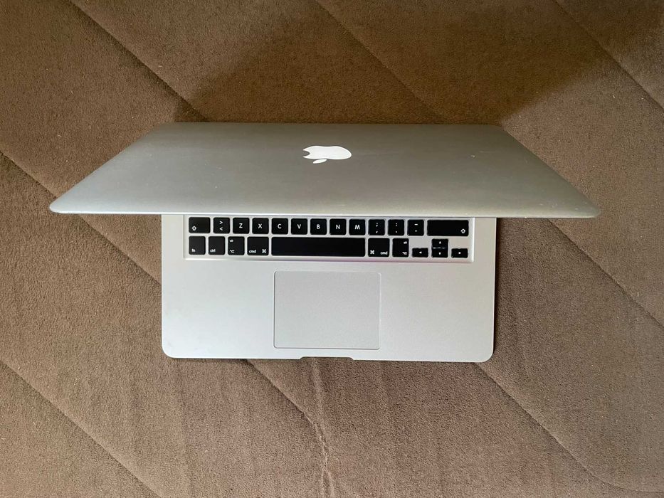 13" Core i5 MacBook Air А1466 (2017)-8GB RAM/128GB SSD — миниатюра 3