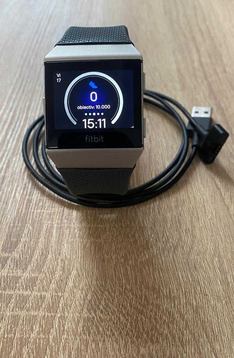Ceas Fitbit Ionic – funcționează perfect, cu încărcător original
