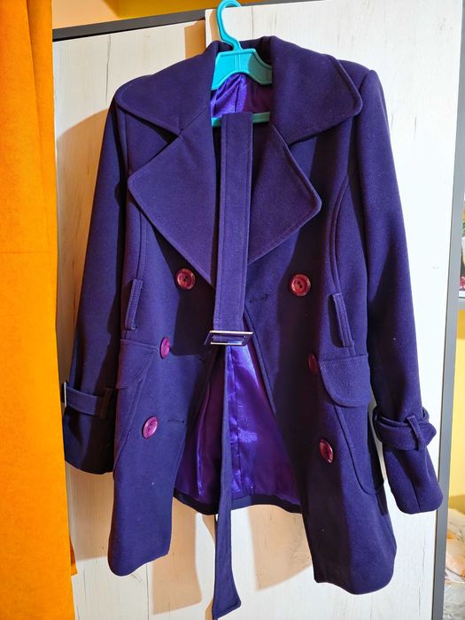Дамско лилаво палто xs