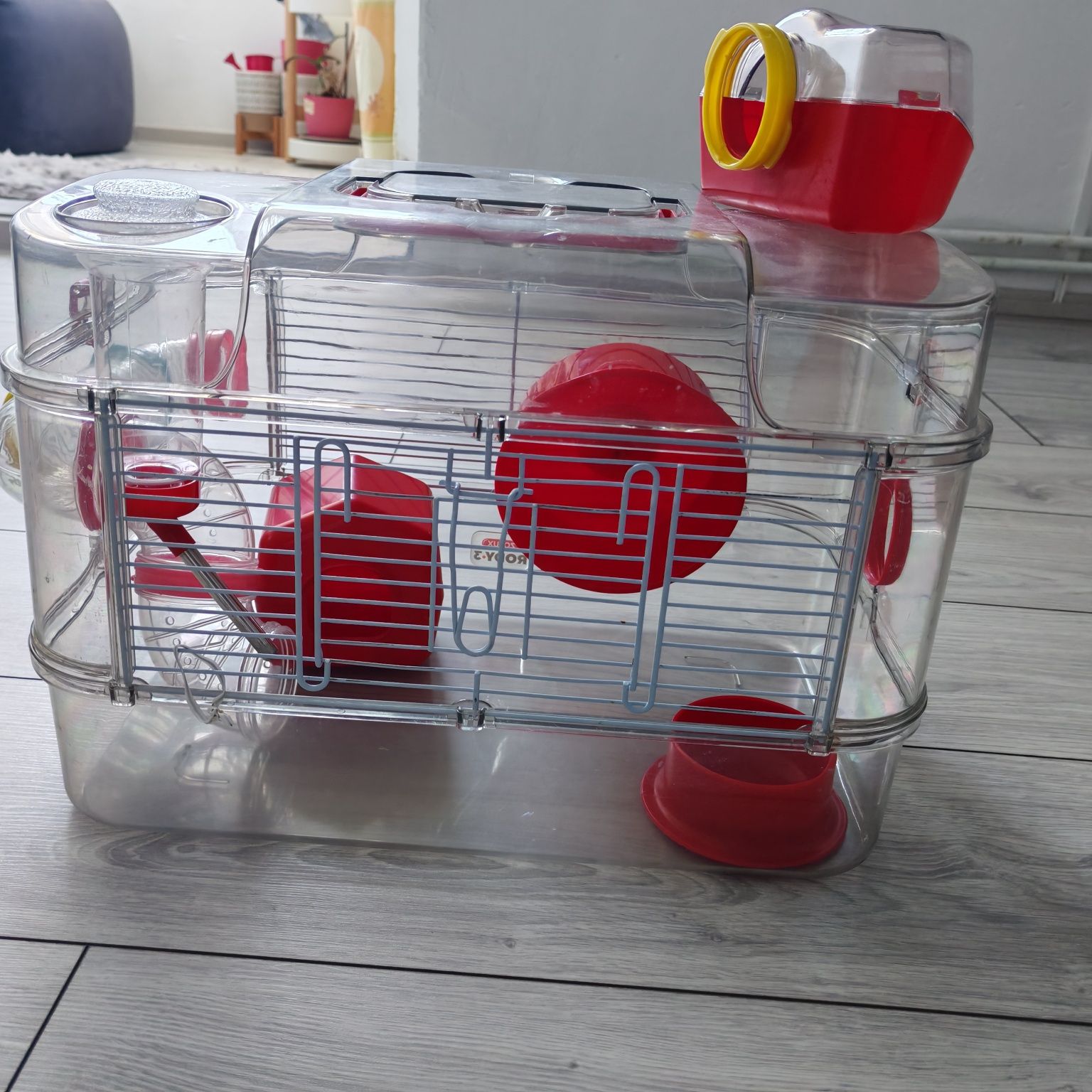 Vând cușcă pentru hamster