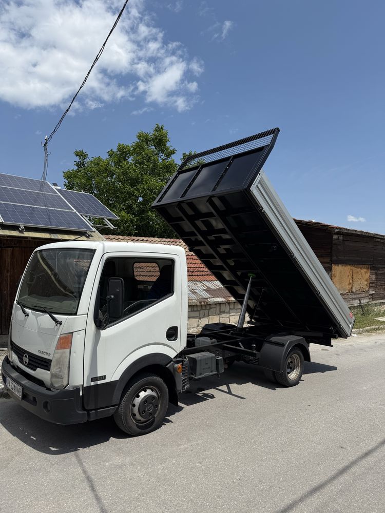 Nissan Cabstar 2008