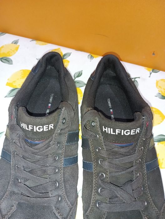 Tommy Hilfiger N 43 кожени - 32 лв