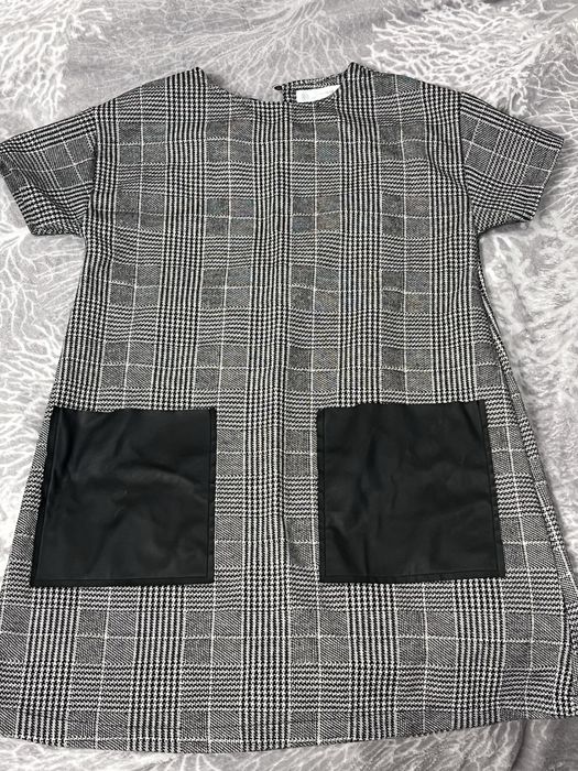 Подростковое платье.