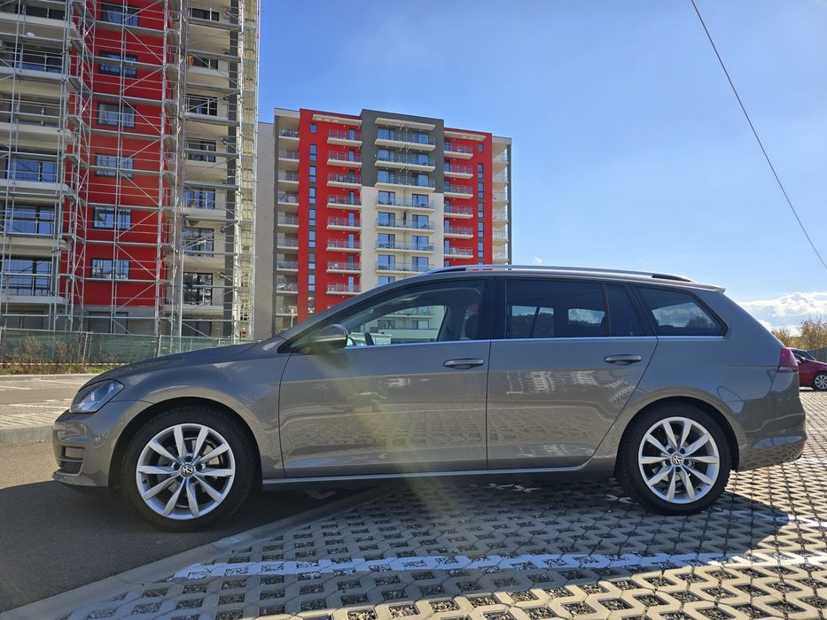 Vând Golf 7  Highline 1.6 TDI