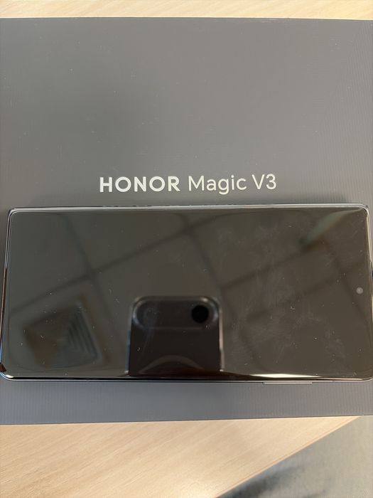 Honor Magic V3 512 GB с гаранция