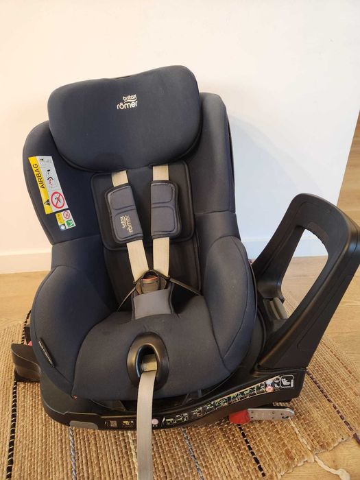 Scaun auto Britax Römer Dualfix M i-Size 61–105 cm ISOFIX